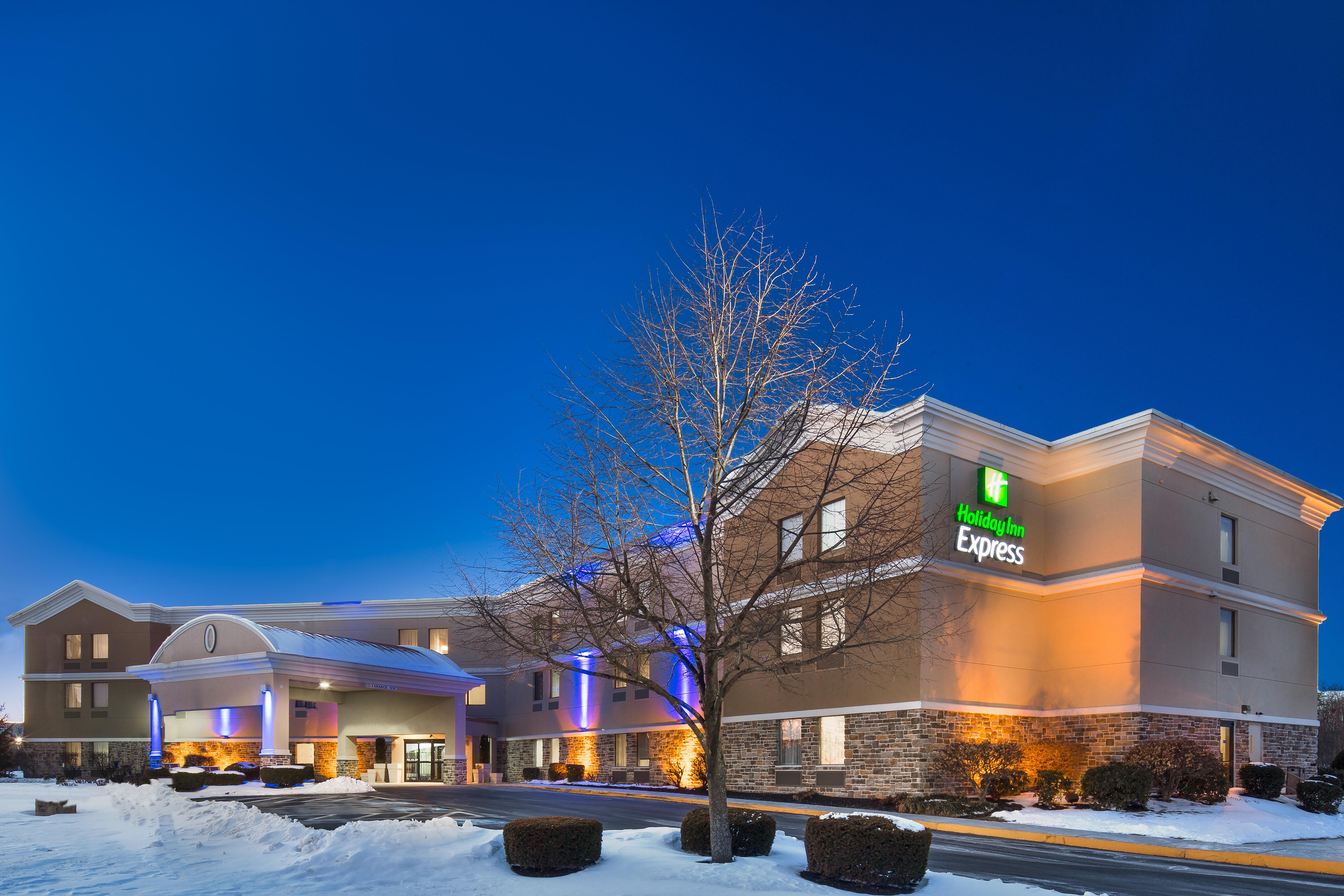 Holiday Inn Express Harrisburg I-81 - Hershey By Ihg Manadahill Zewnętrze zdjęcie